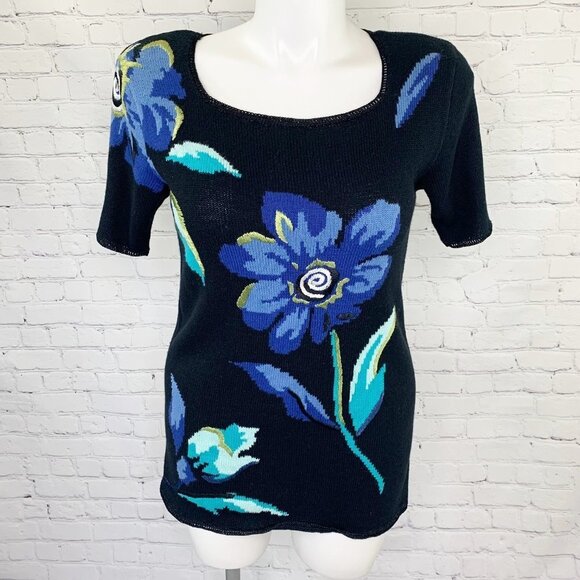 Delores Bell Sweaters - VINTAGE DELORES BELL SHORT SLEEVE FLORAL SWEATER - SMALL
